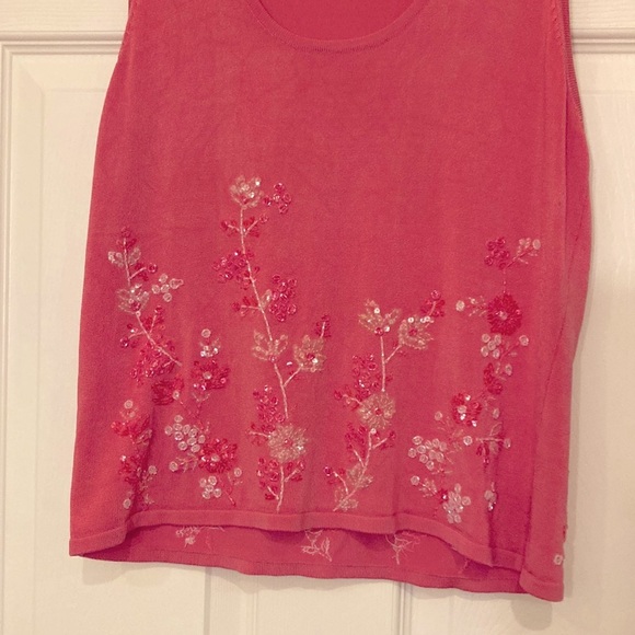 Oscar de la Renta Pink Embellished Top EUC Size MP - Picture 3 of 6